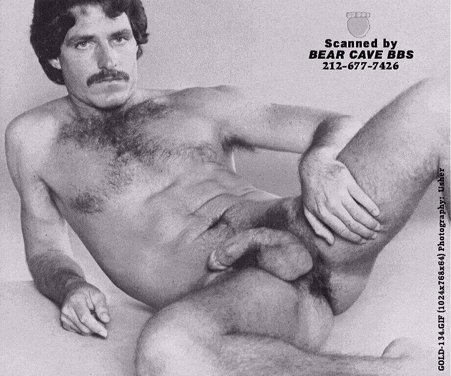 Bear B&W 03.jpg