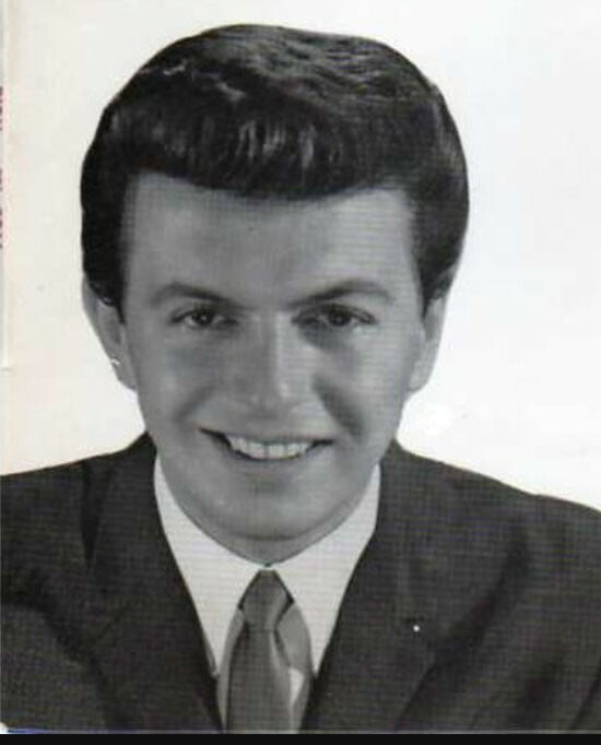 Dion05.jpg