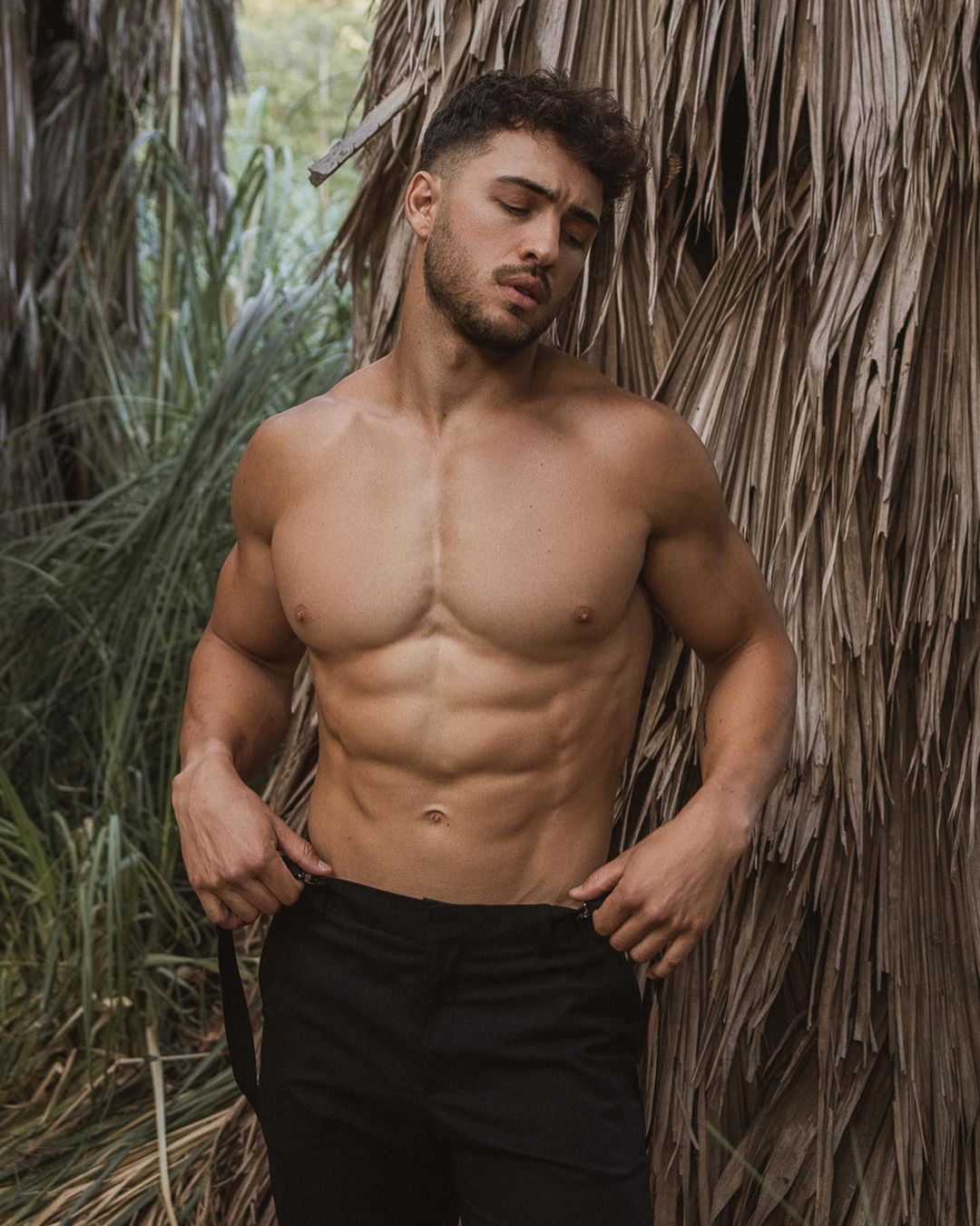 Aaron Owen - Male Models - AdonisMale