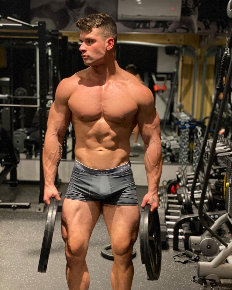 Epn4vhTW4AEMDPK.jpg.68e3bf18a1afa13cfc34