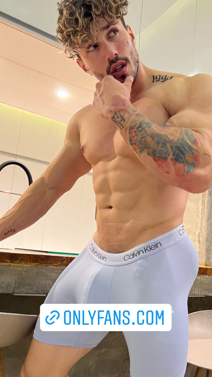 Gerardo Sacco - Male Models - AdonisMale