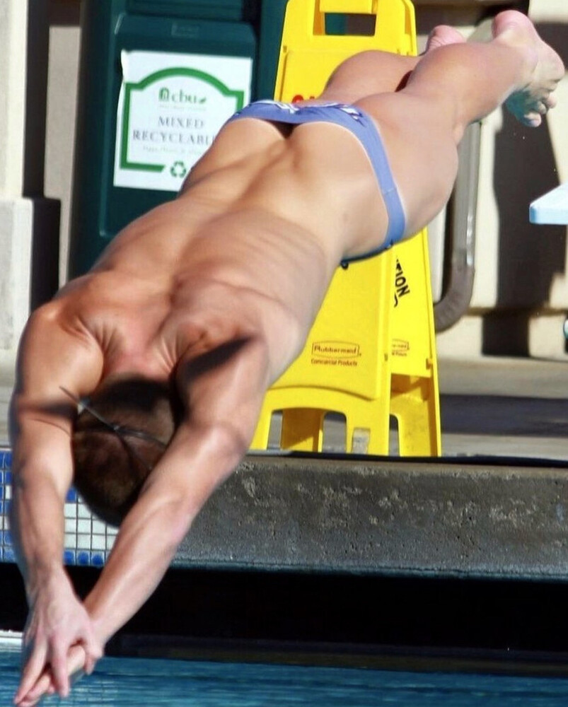 swimdive.thumb.jpg.feb674562ff725d5b4e12