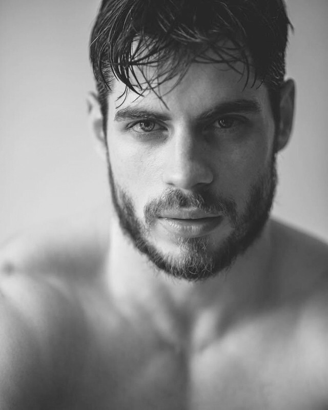 Face06.jpg.063e3854fbc89f8002b25619cb165