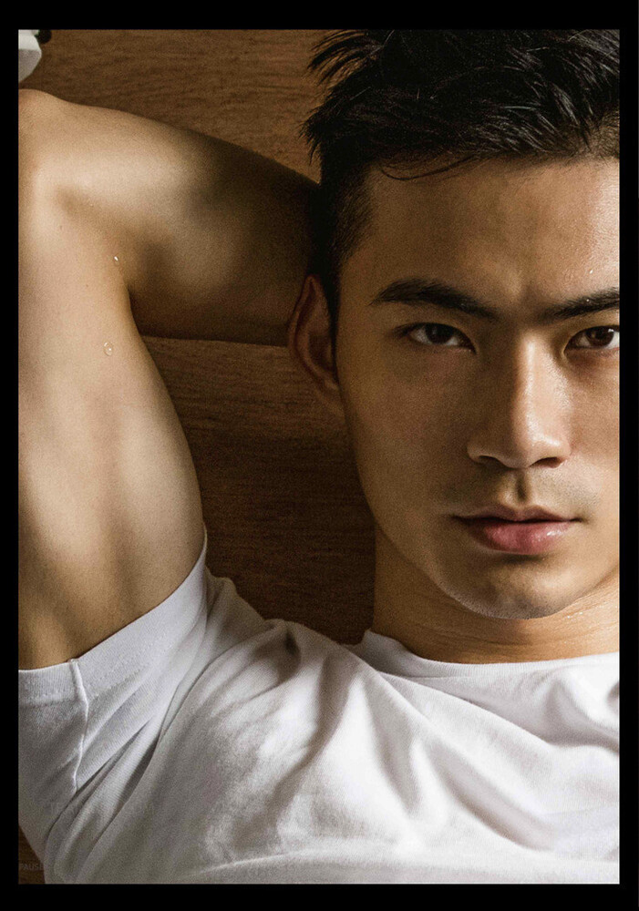 Face07.thumb.jpg.cda08019cf99cc4ff5d3474