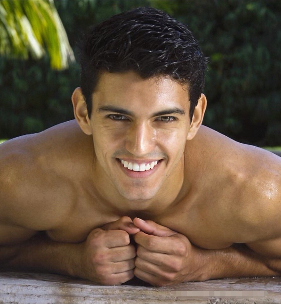 tumblr_92d14a275043d1a6ff1e80360beb091a_